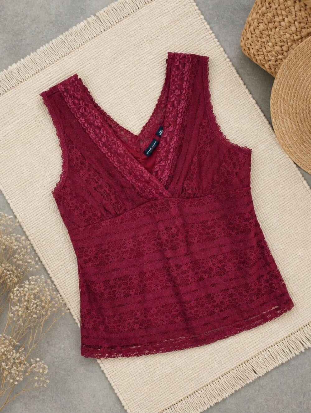 New York & Company Lace V-Neck Sleeveless Top - Wine